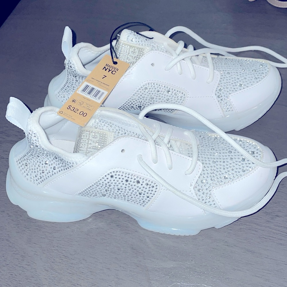 Madden nyc sneakers size 7 brand new with tag